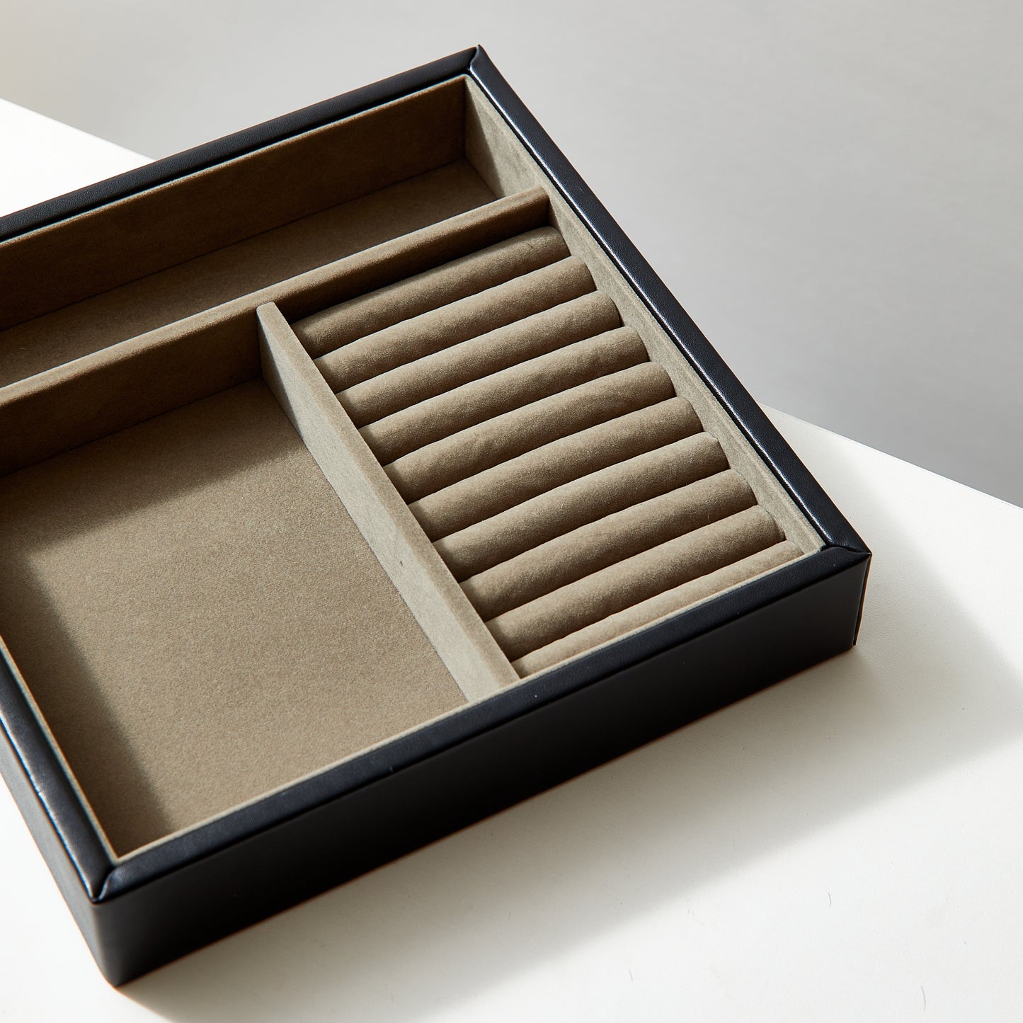 Charlie Horsehair Checked Organizer