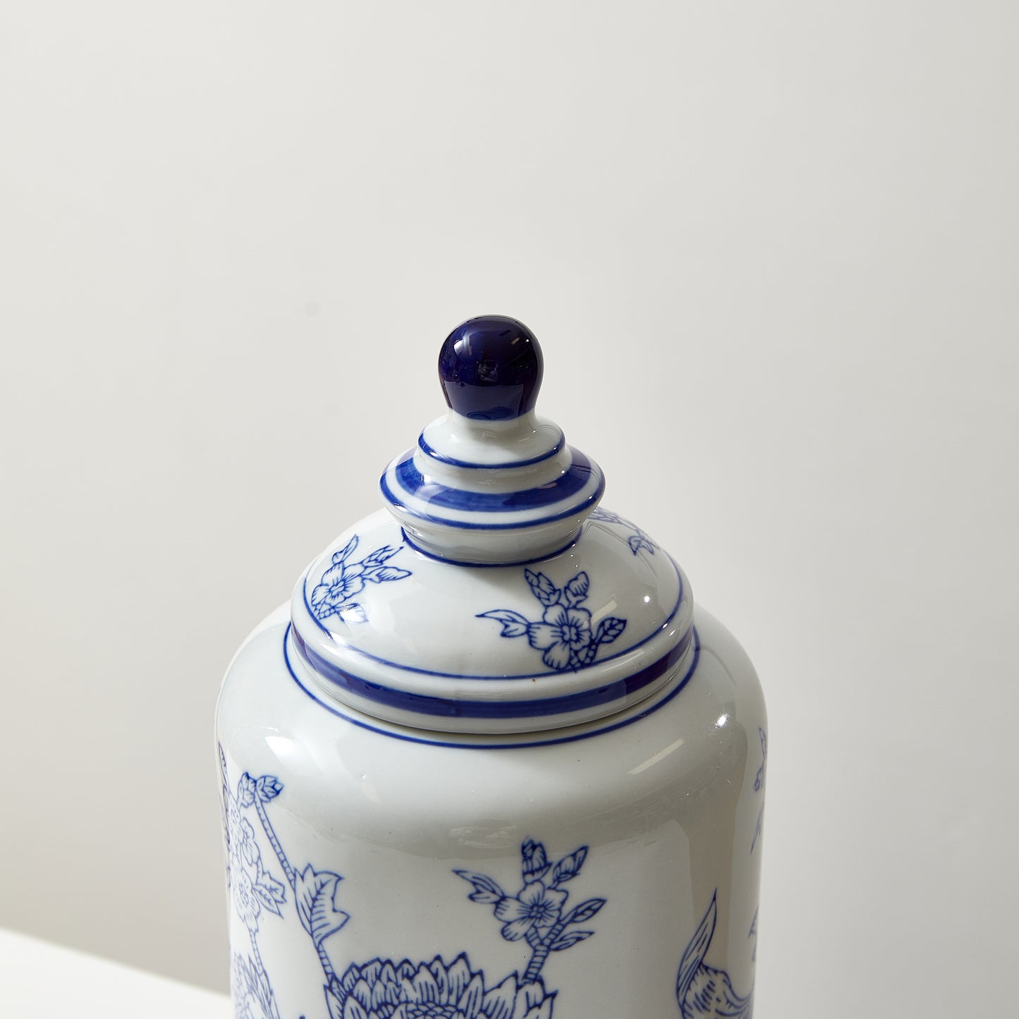 Blue and White Chrysanthemum Porcelain Vase